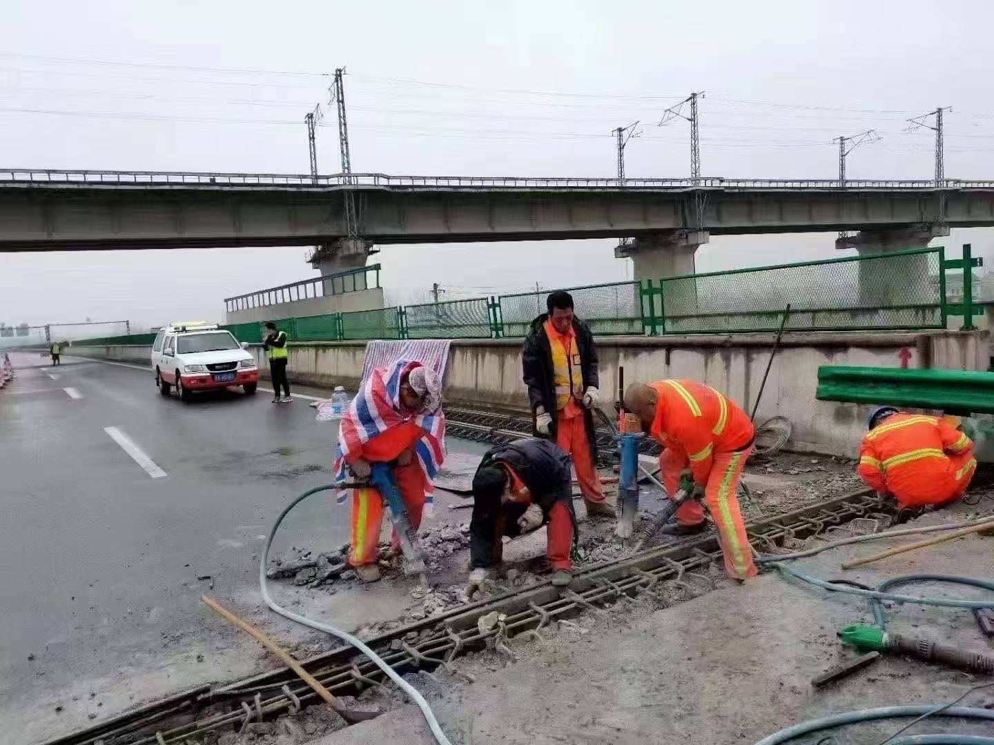 南京桥梁伸缩缝抢修料